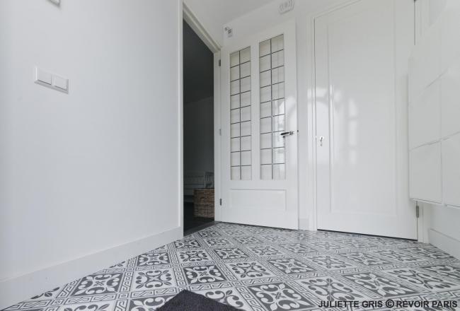 La Madeleine Juliette Gris 20X20